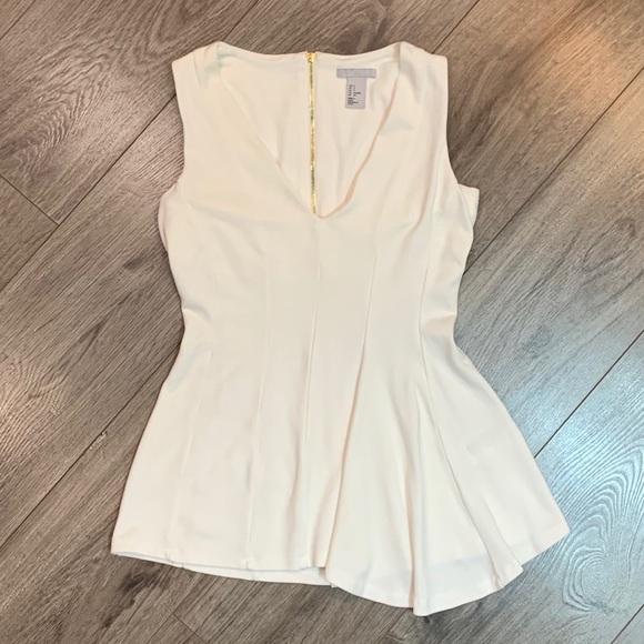 H&M Peplum Top - Picture 2 of 8